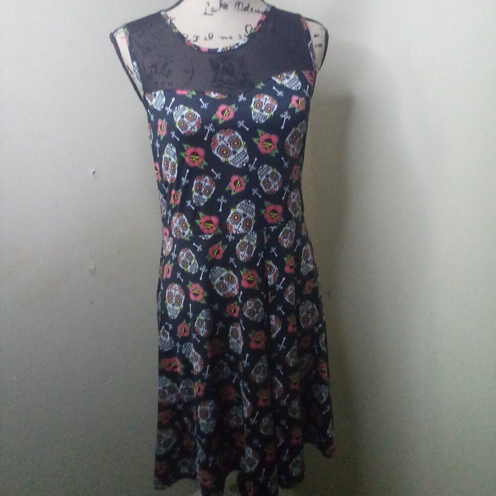 Hot Topic Dress Juniors M Sleeveless Soft Stretch Flower Skulls Black Red